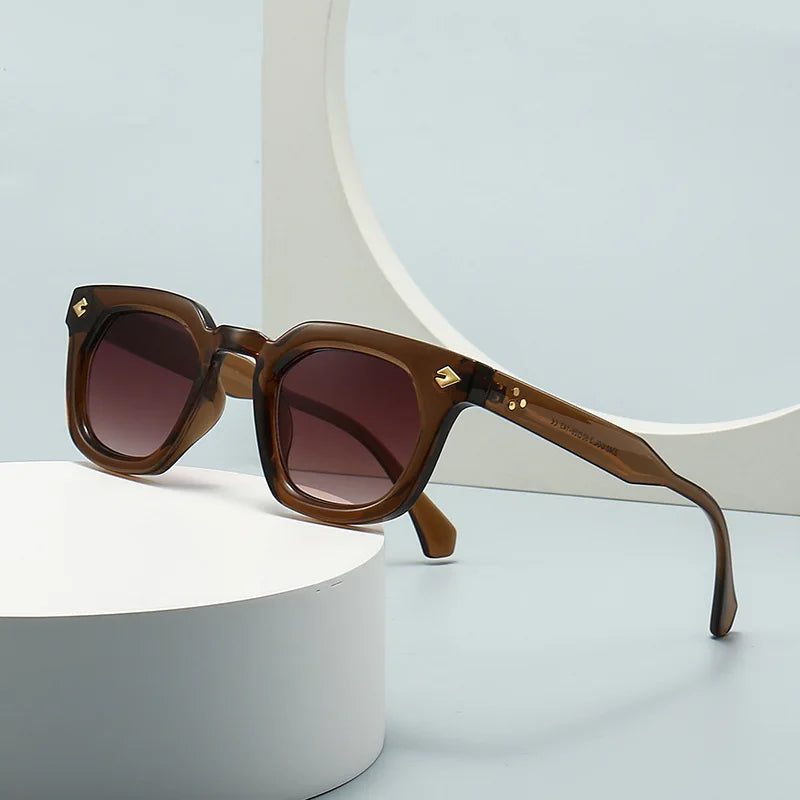 Fashion Square Rivets UV400 Sunglasses